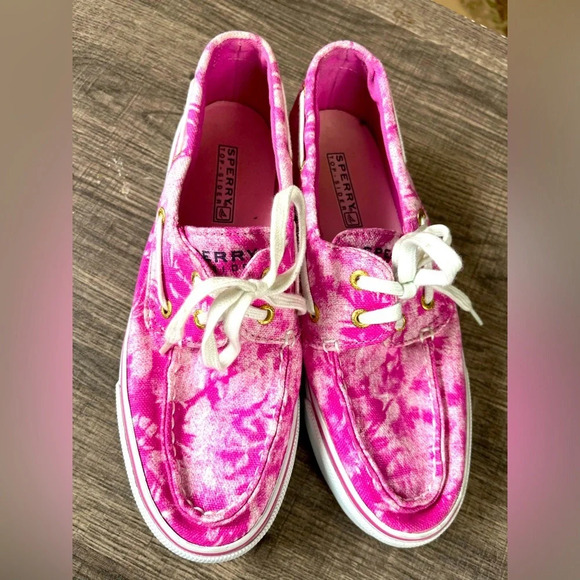 Women’s size 6.5 Pink and white tie dye Sperry boat shoes worn but lots of life - Picture 1 of 6